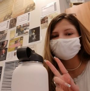 Meet your Posher, Kayla